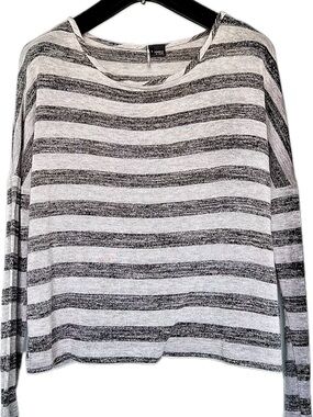 Sparkle & Fade Black & White Striped Long-Sleeve Top